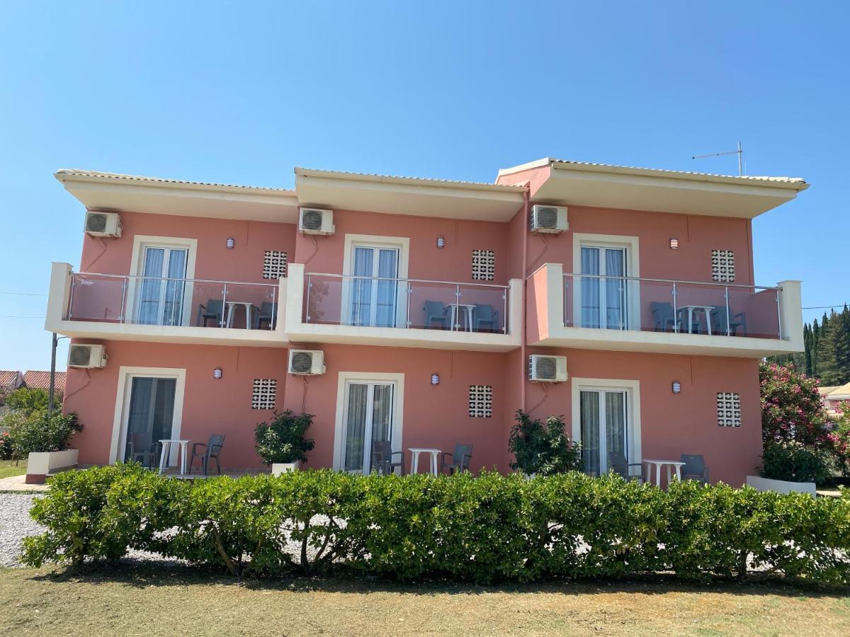 Megali Beach Nikos Sidari  Bagian luar foto