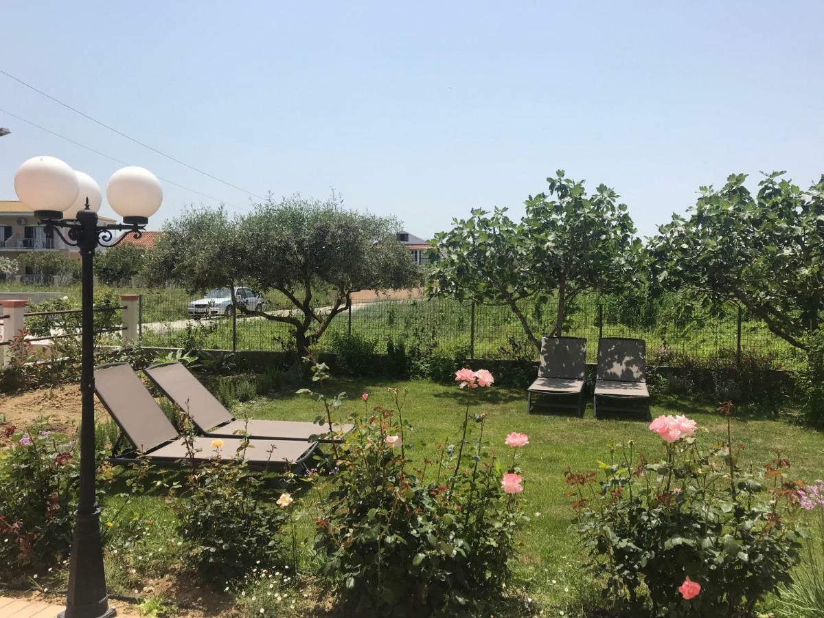 Megali Beach Nikos Sidari  Bagian luar foto